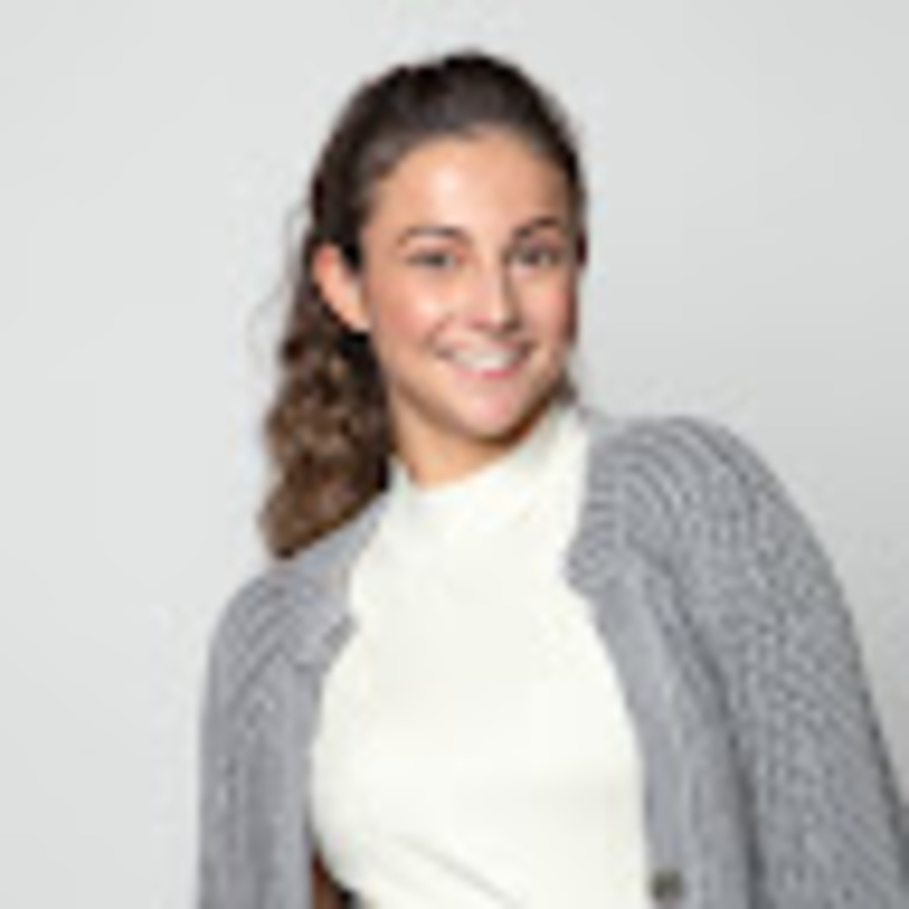 Meet your Posher, Alexis